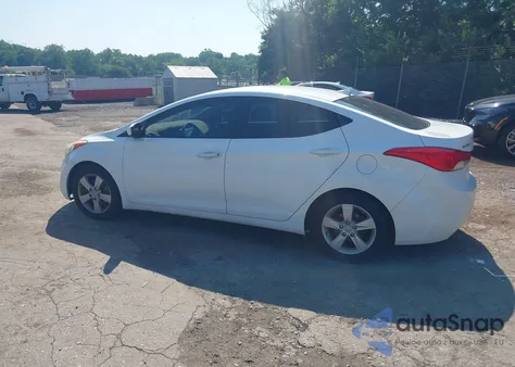 2013 Hyundai Elantra Gls/Limited from USA, damaged, VIN 5NPDH4AE7DH255376